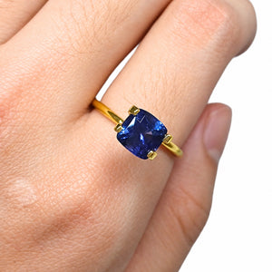 G328 COLOUR CHANGE SAPPHIRE CUSHION 2.40CT