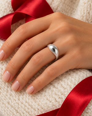 Whim White Ring AG349 — HK13.5