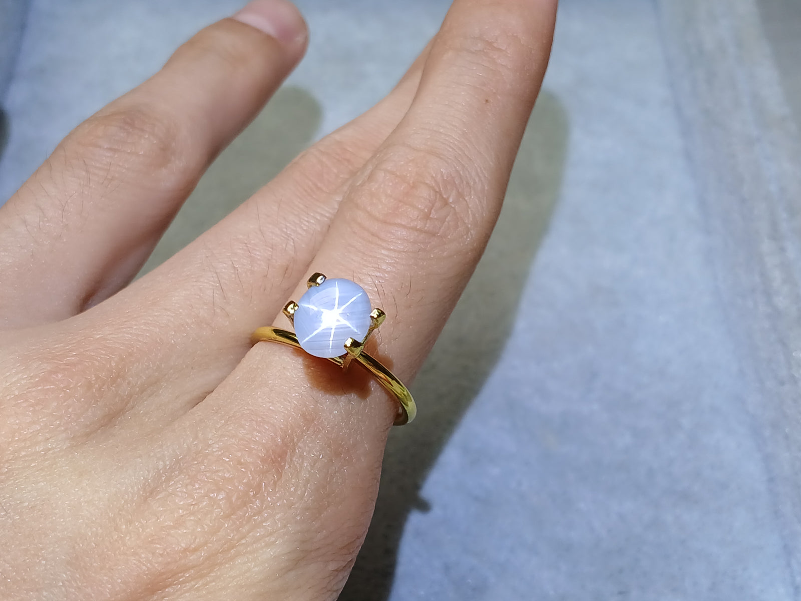 G728	LIGHT BLUE STAR SAPPHIRE  2.48CT