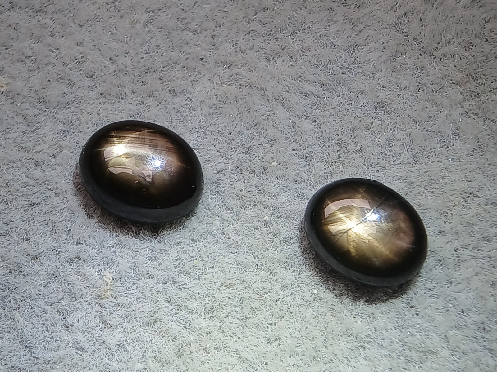 G722	BLACK STAR SAPPHIRE 3.56CT