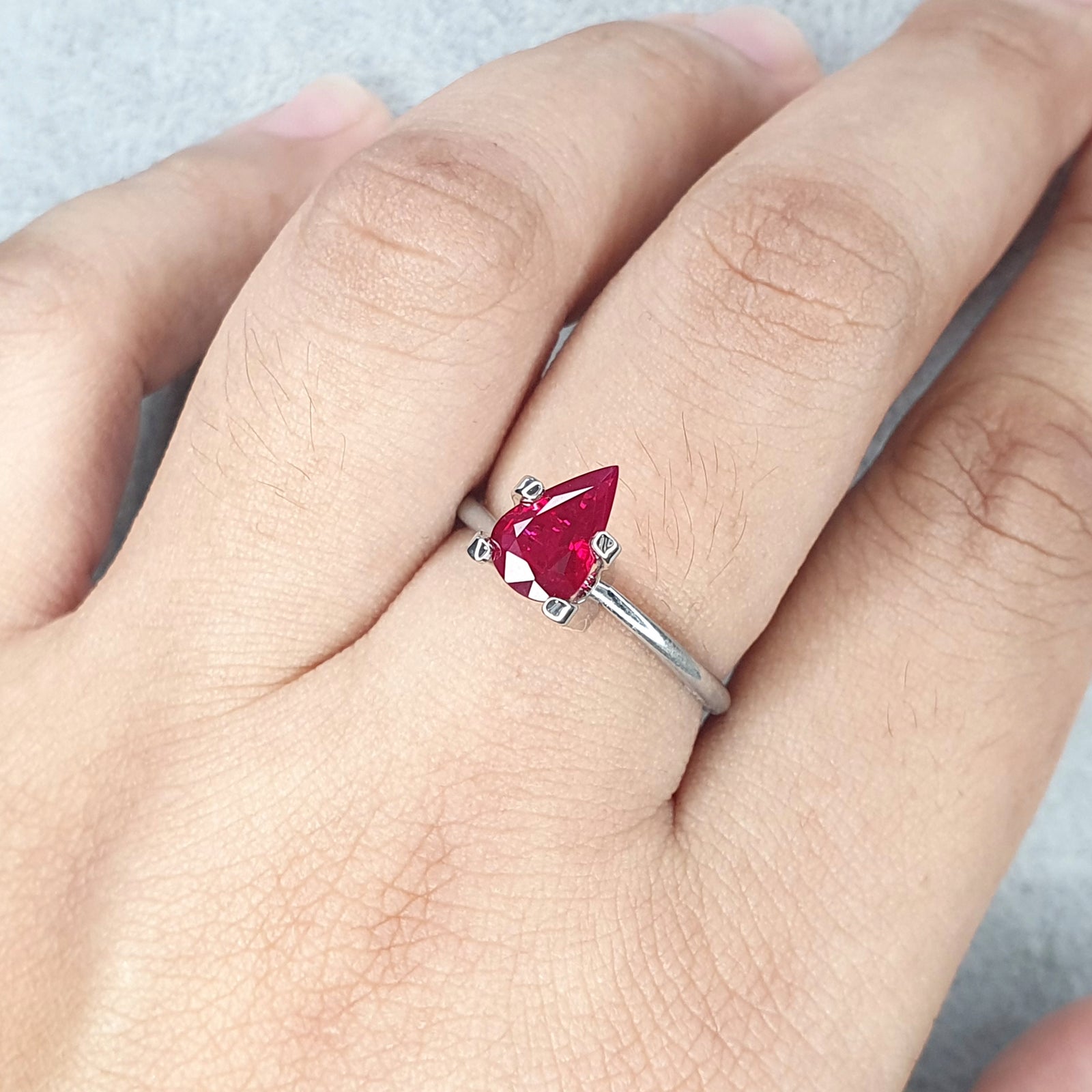 Burmese Ruby Pigeon Blood Red Pear 1.2CT G173