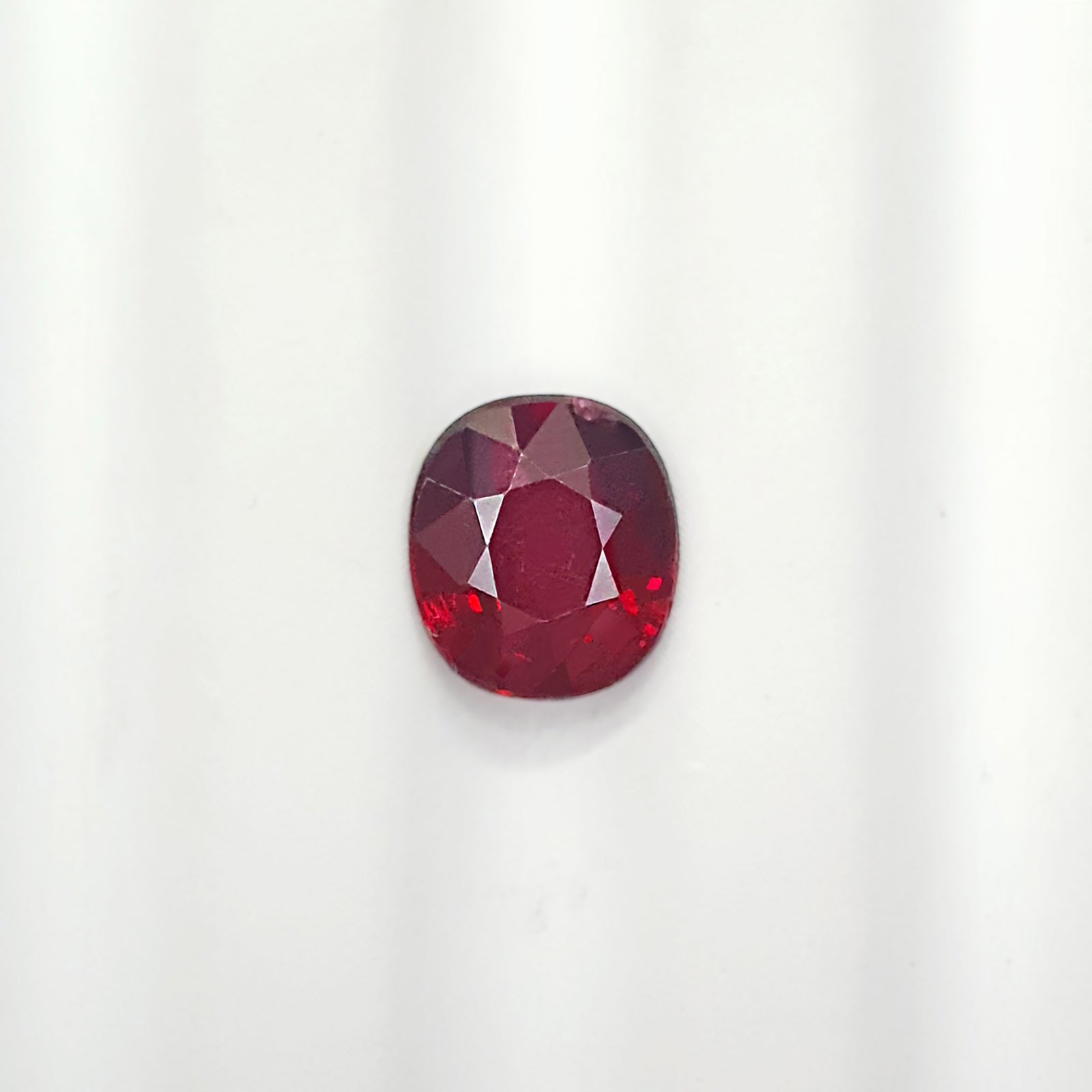 MADAGASCAR RUBY LONG CUSH 2.05CT G180