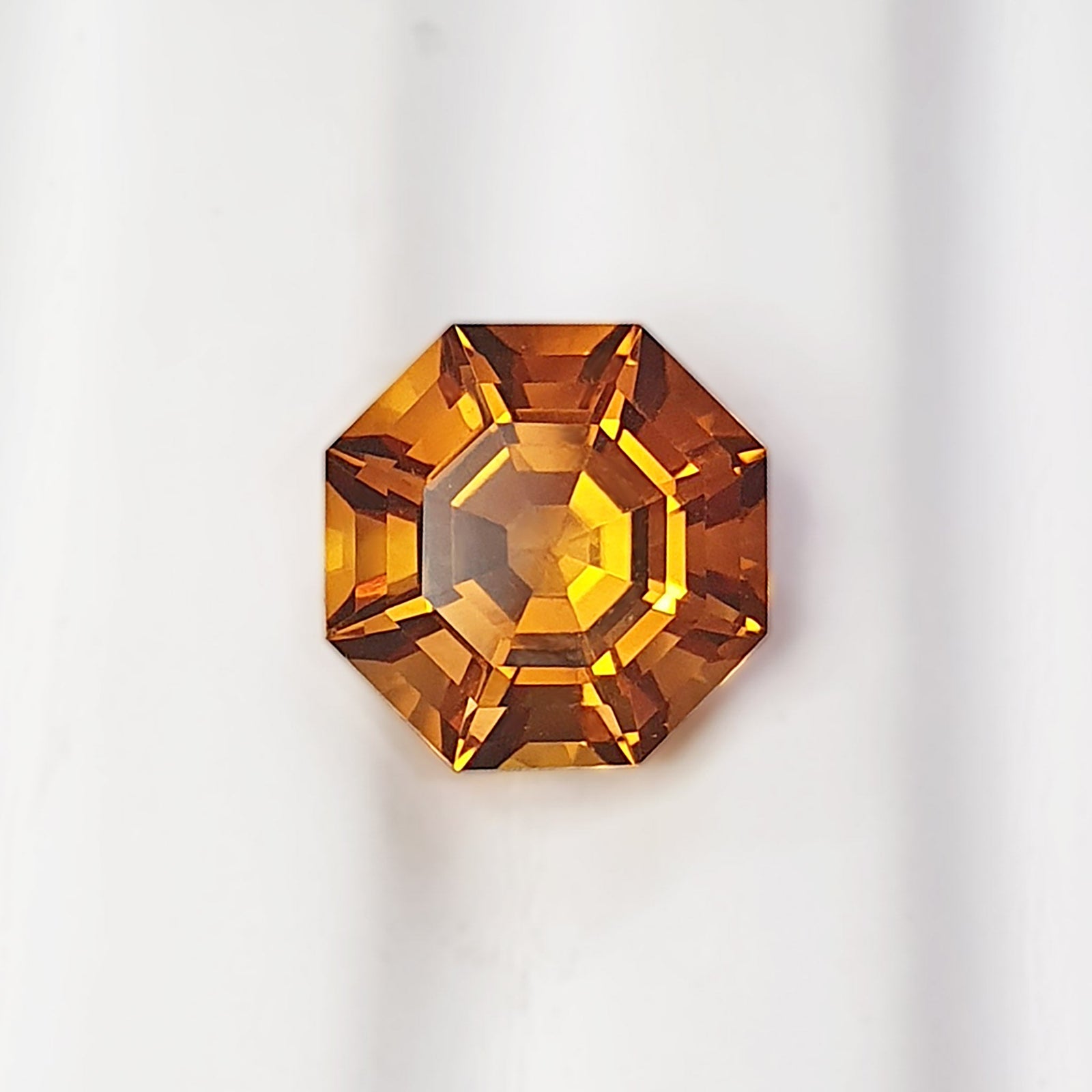 Custom Madeira Citrine 8 Sided Octagonal XXXCT G216-1