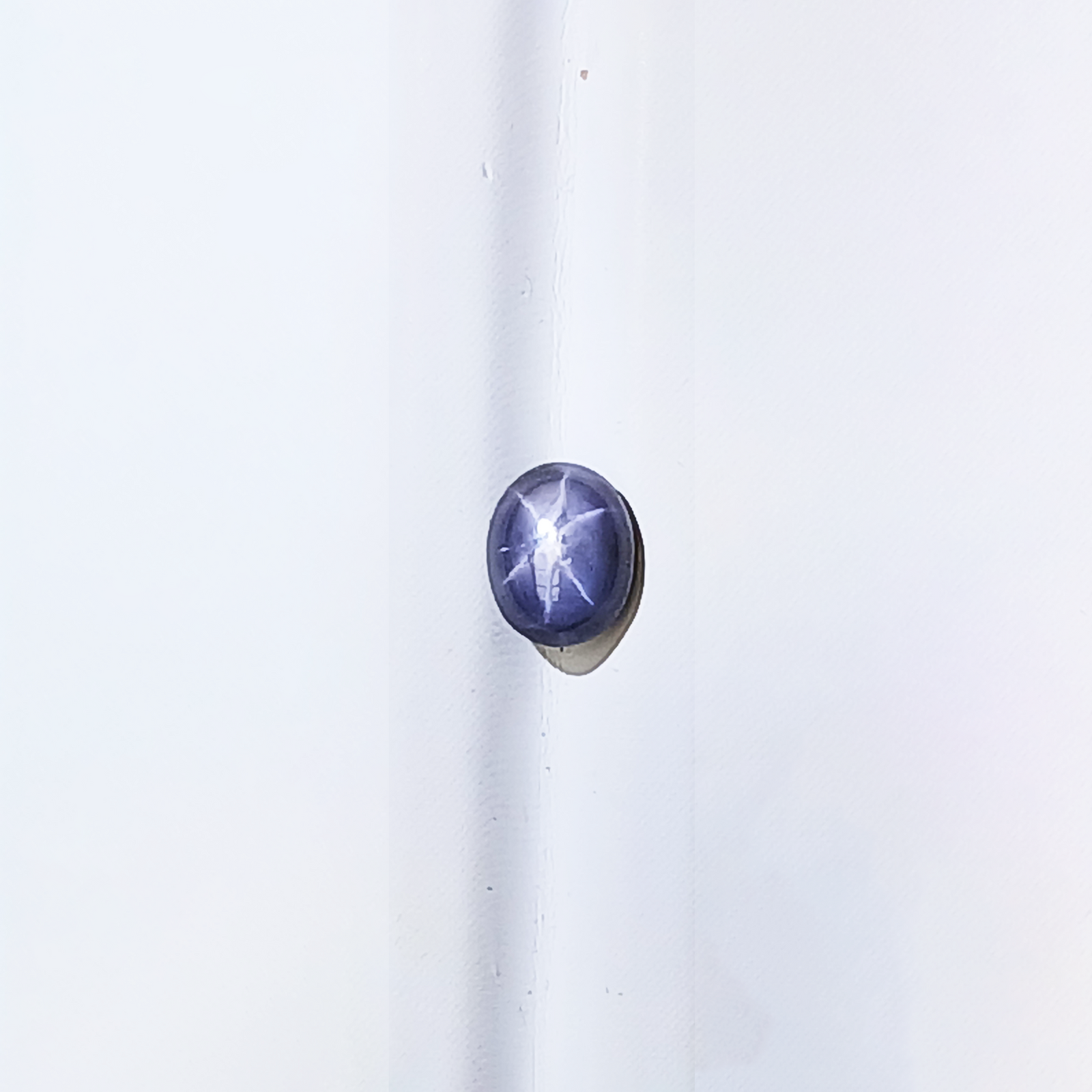 G730	GREYISH-BLUE STAR SAPPHIRE 3.82CT