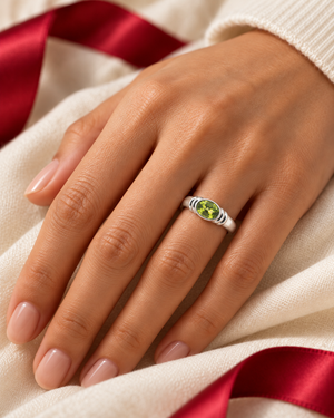 Focus Gemstone Ring- 2CT Peridot AG-G033