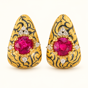 Golden Niello Kanok Curve Earrings - Red Round AG575