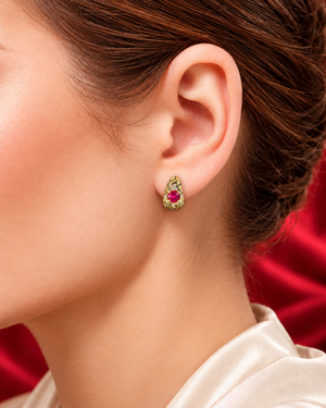 Golden Niello Kanok Curve Earrings - Red Round AG575