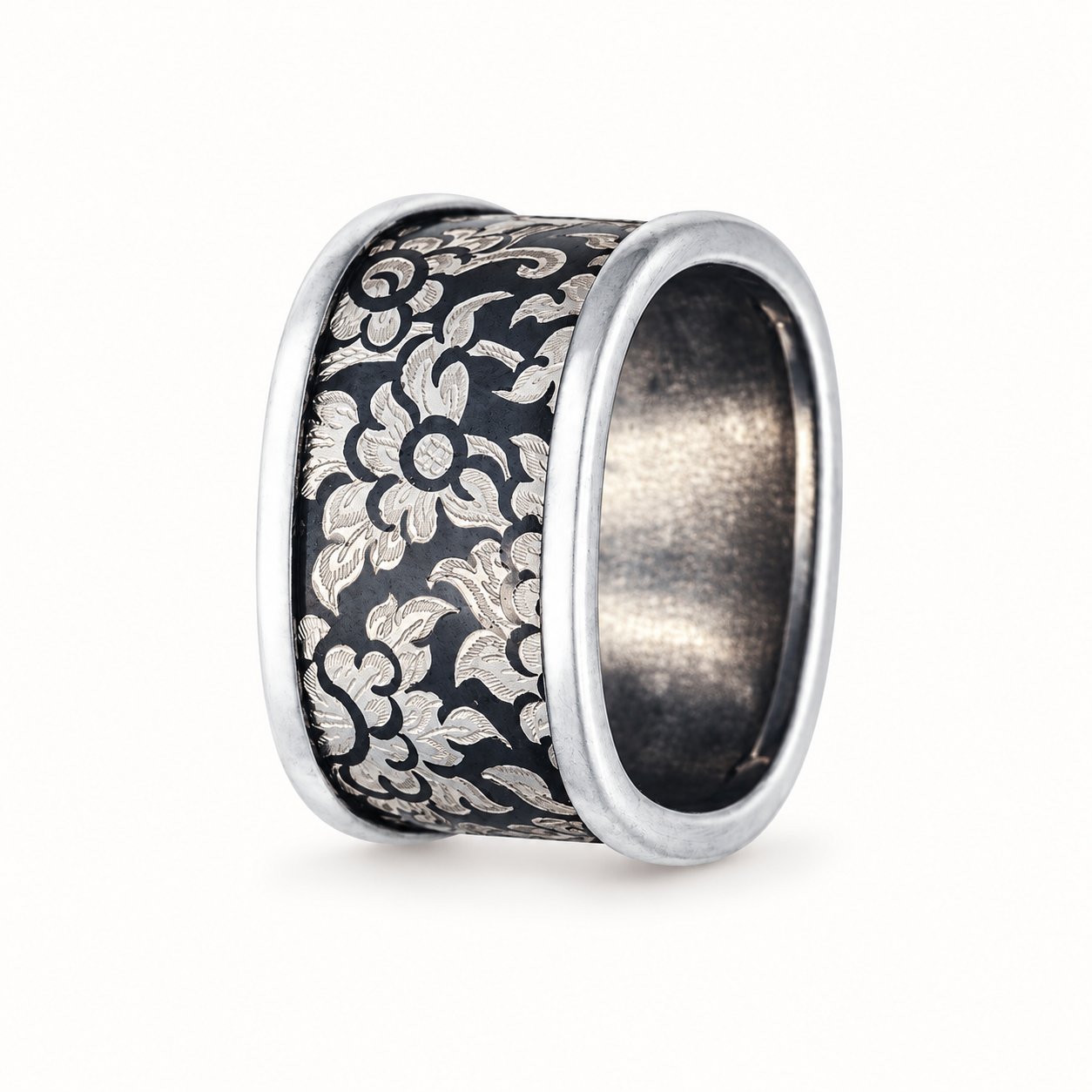 Silver Niello Floral Cushion Profile Ring AG580