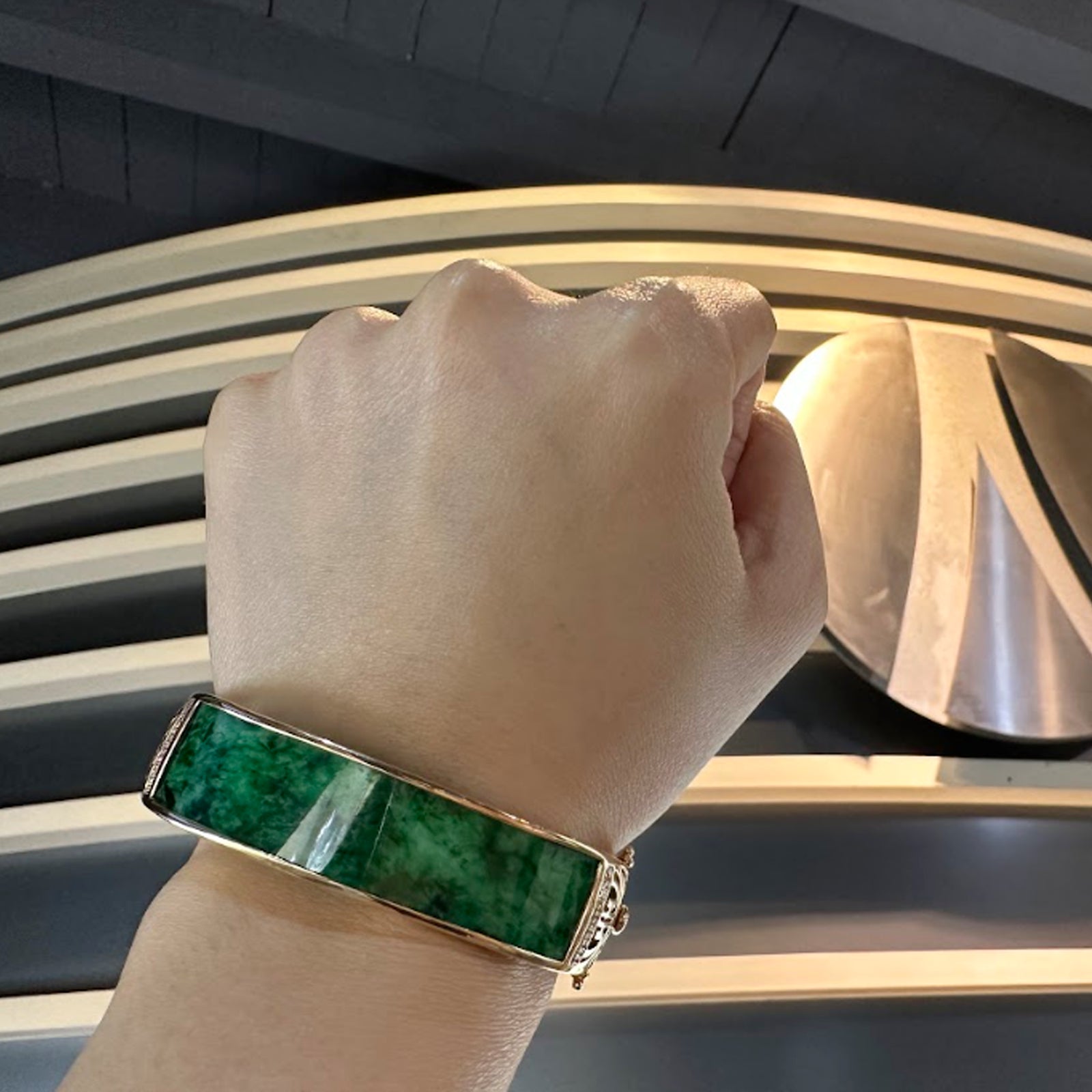 Circanel Carved Bangle M772