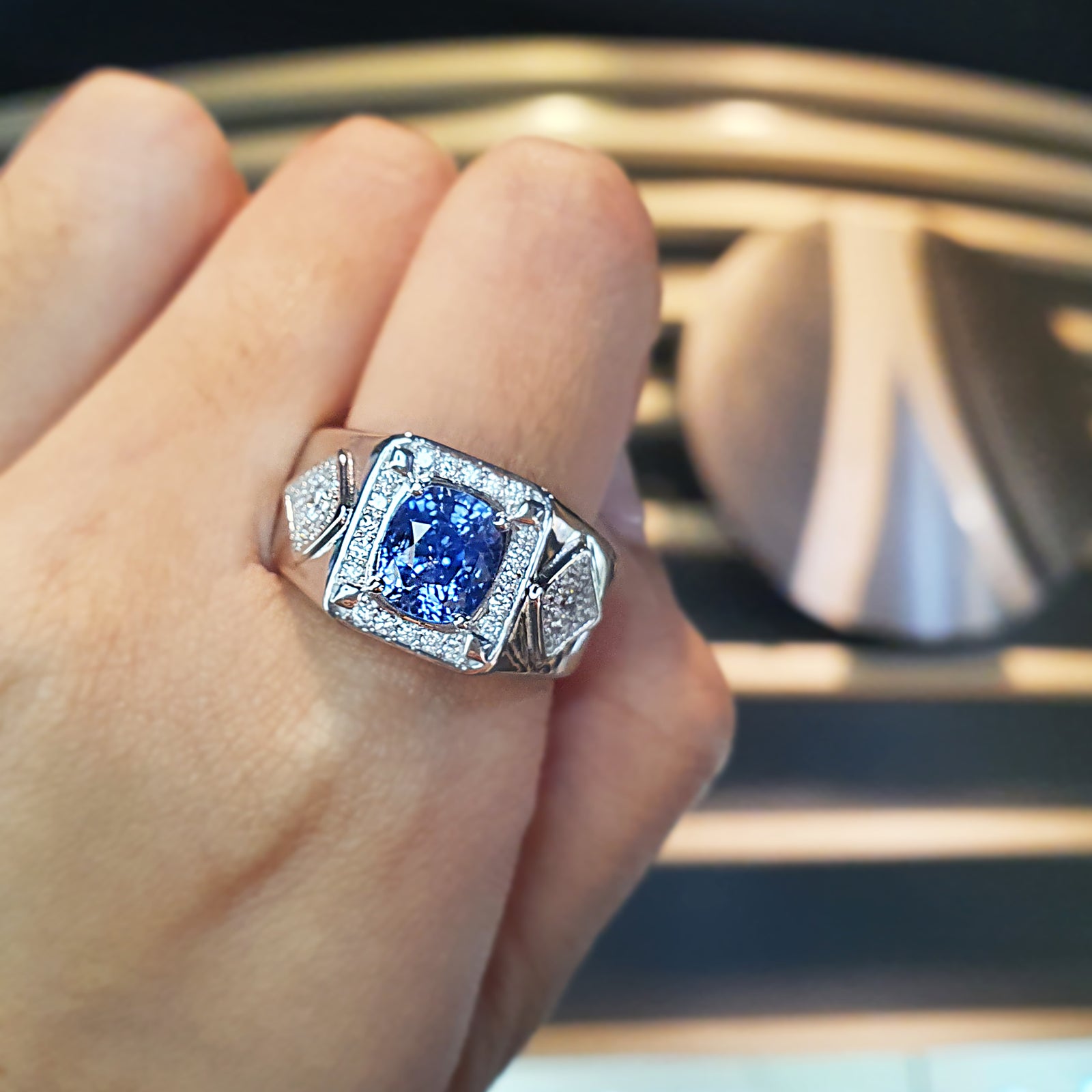 Harza Halo Gemstone Ring - Sapphire Cushion 2022-104