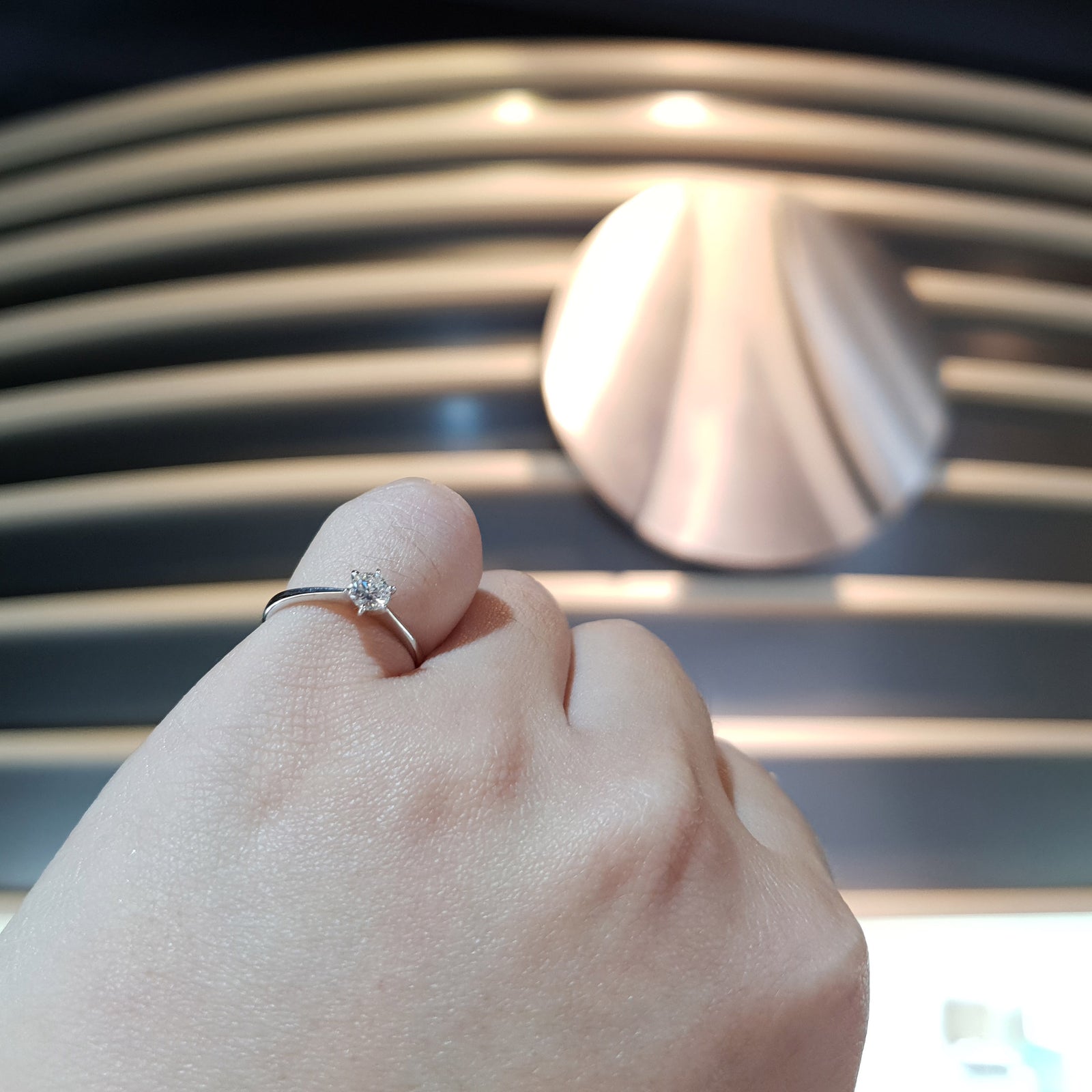 Uno Joro Solitaire Engagement Ring - 0.3 - 0.5 - 0.7CT