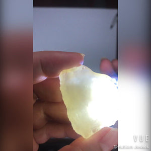 31 SHAN LIBYAN DESERT GLASS GOLD TEKTITE G607