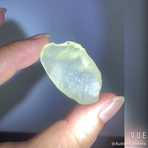 34  LIBYAN DESERT GLASS GOLD TEKTITE G610