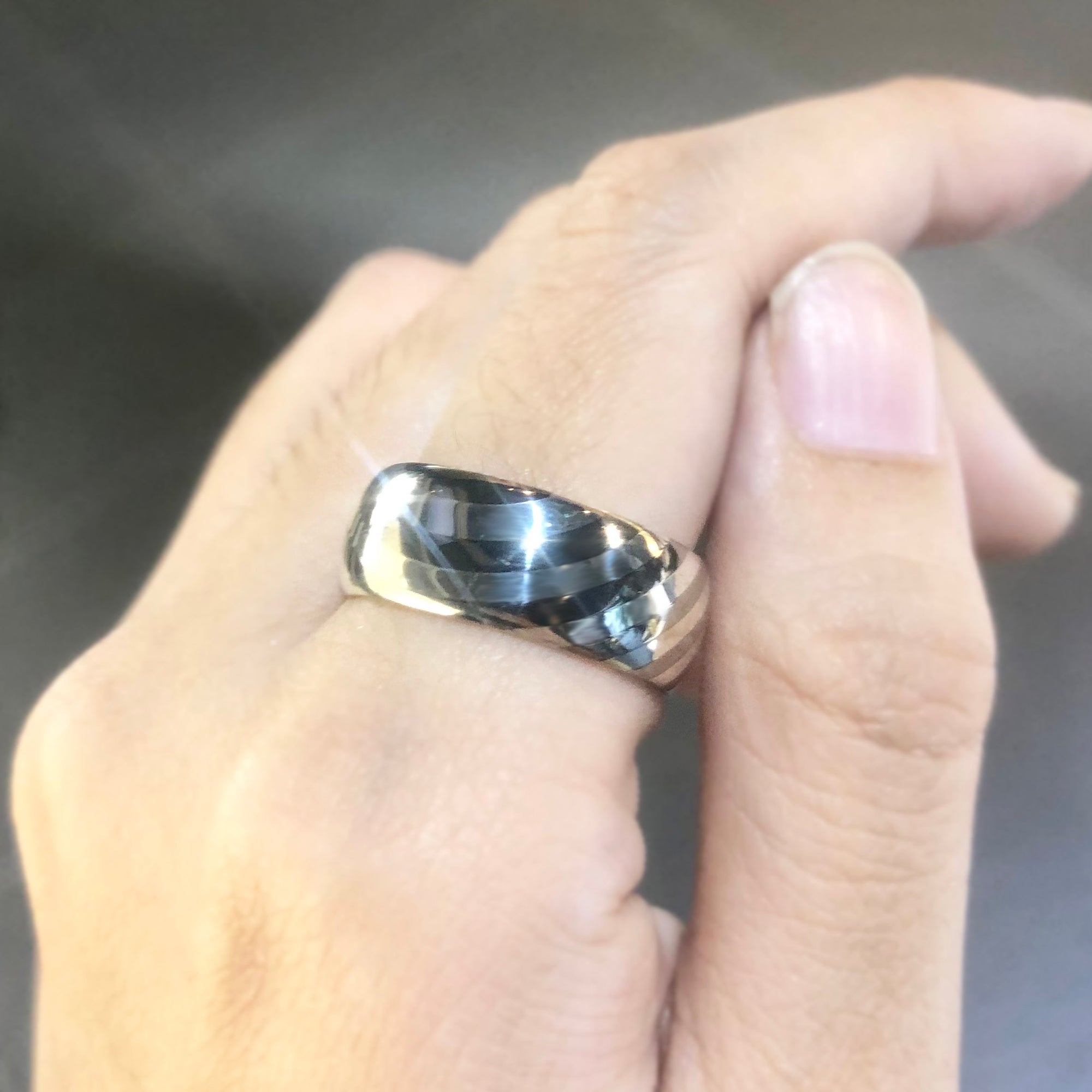 Dazzle SUS Light Rounded Fusion Ring AG285