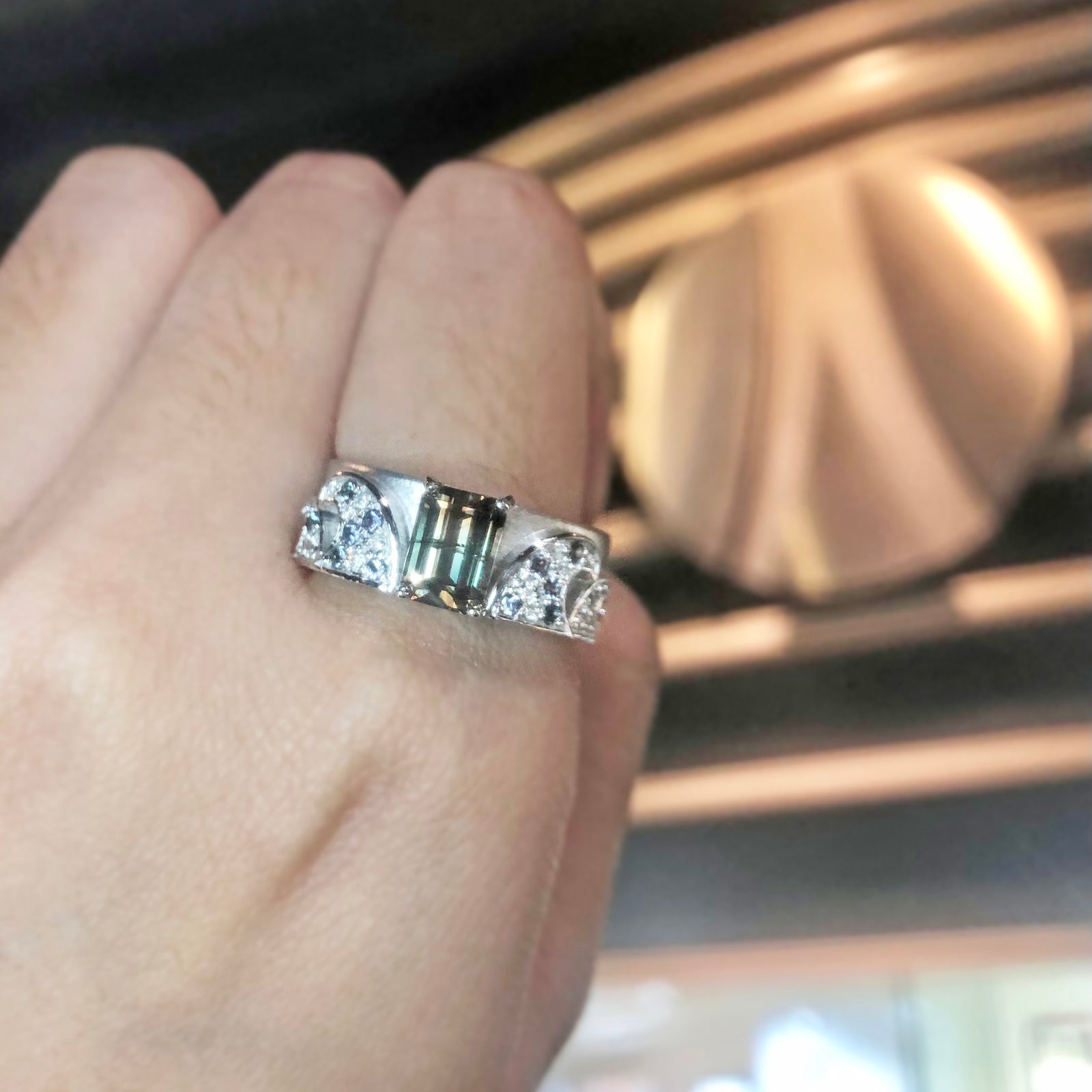 Benjave Wave Gemstone Ring - Alexandrite Emerald 2022-078