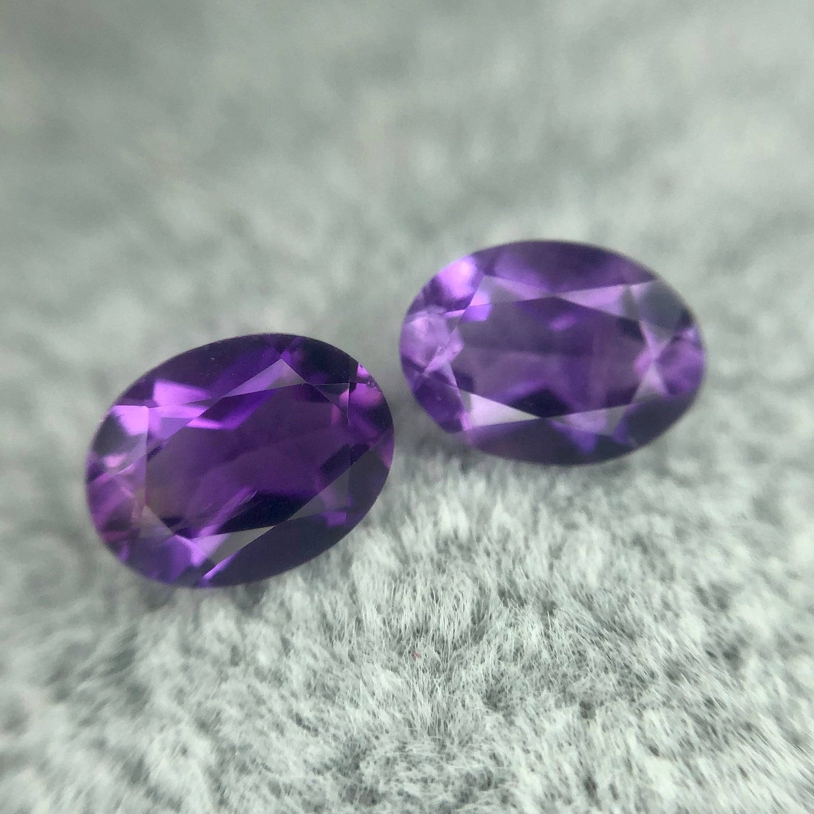 Amethyst Oval 1.1CT PAIR G023