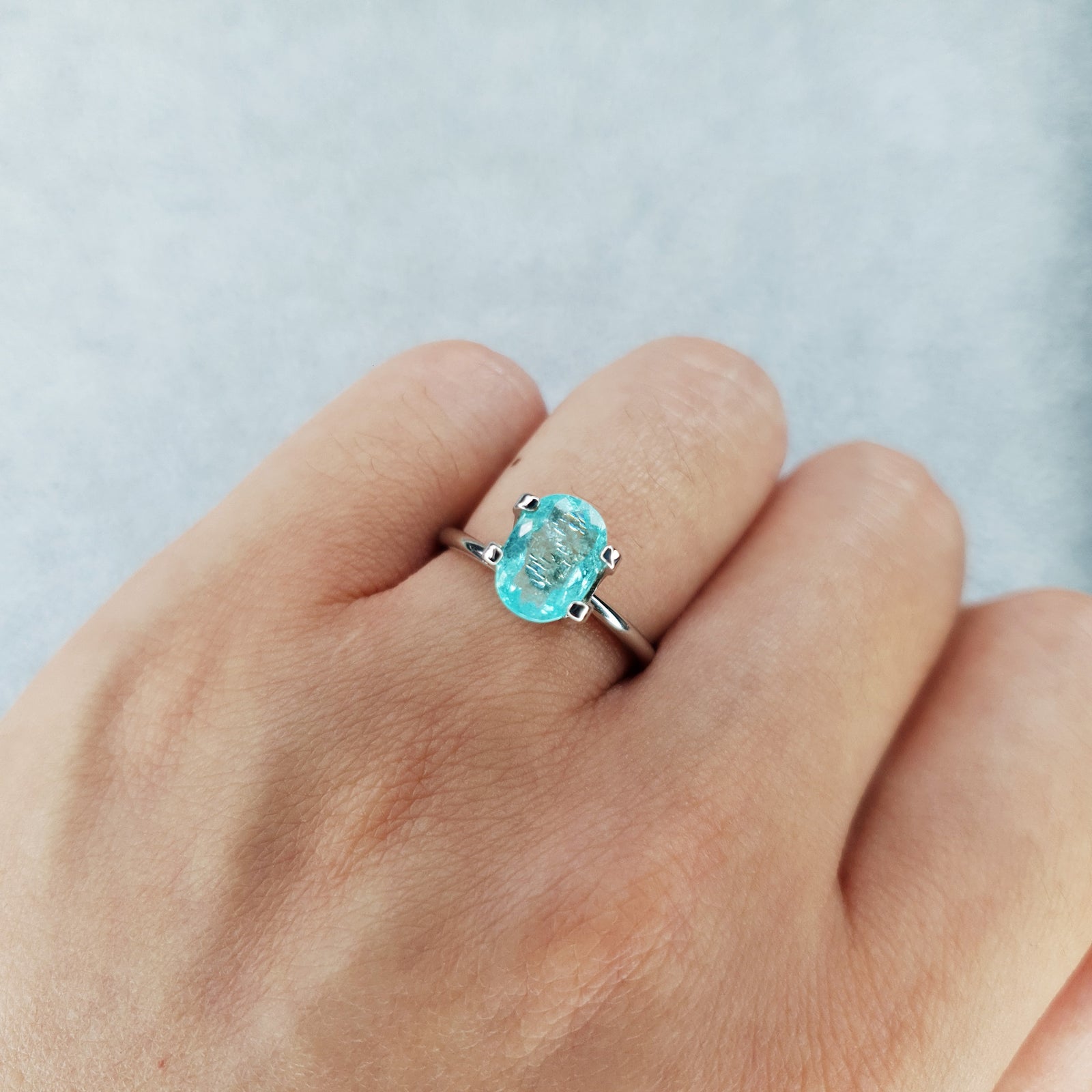 G106 Paraiba Tourmaline Oval 1.48CT