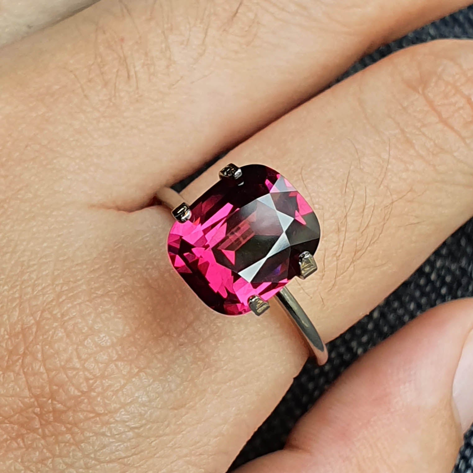 Violet Garnet Long Cushion 4CT G119