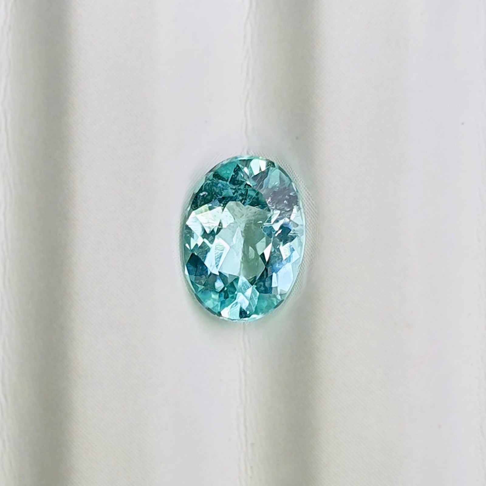 Paraiba Tourmaline Oval 1.22CT G204