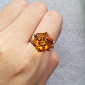 Madeira Citrine 6-sided Hexagonal G215