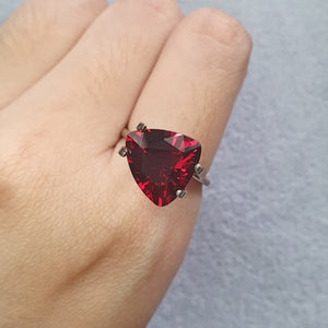 Red Garnet Trillion 6.23CT G224