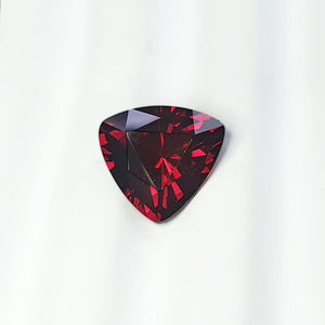 Red Garnet Trillion 6.23CT G224