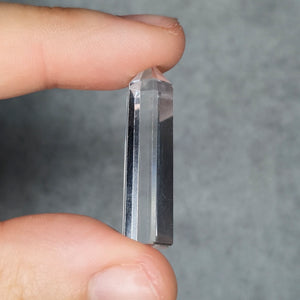 White outlet quartz gemstone