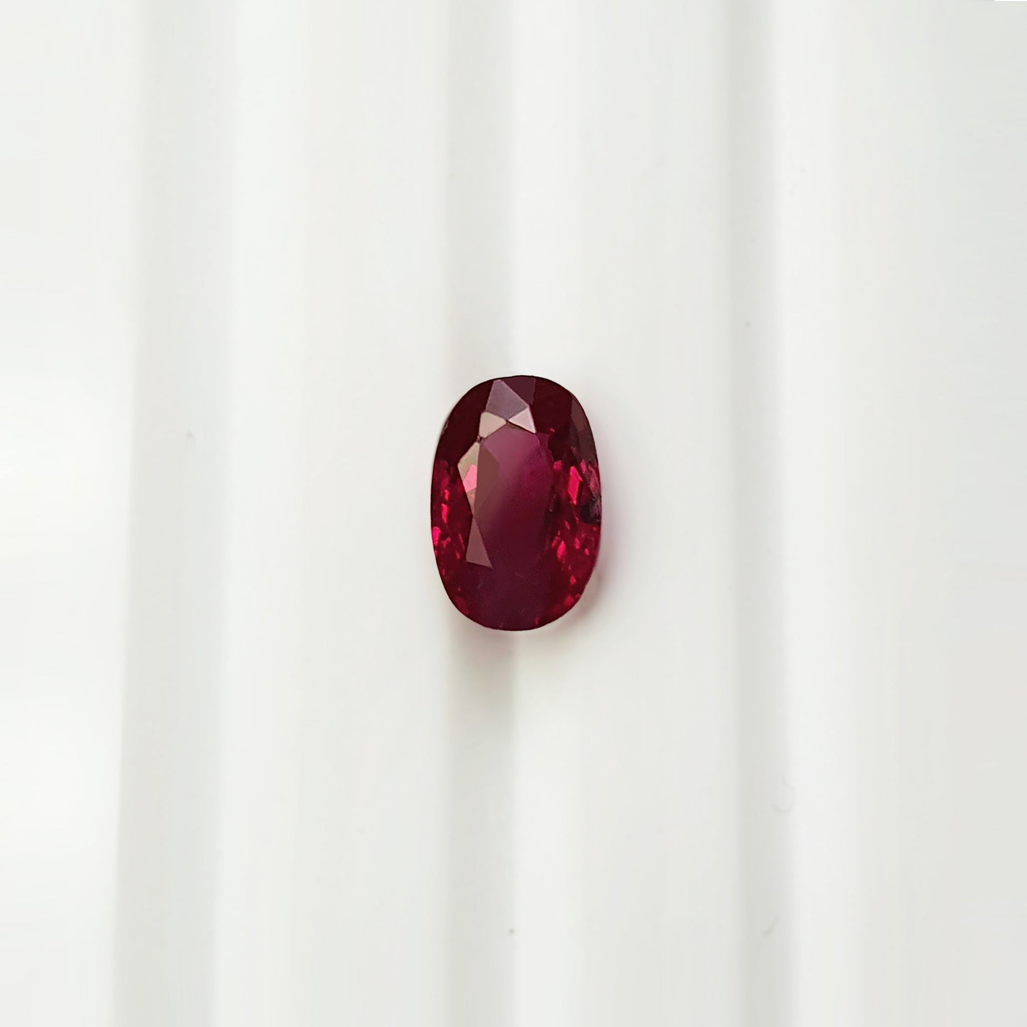 Ruby Long Oval 1.035CT G272