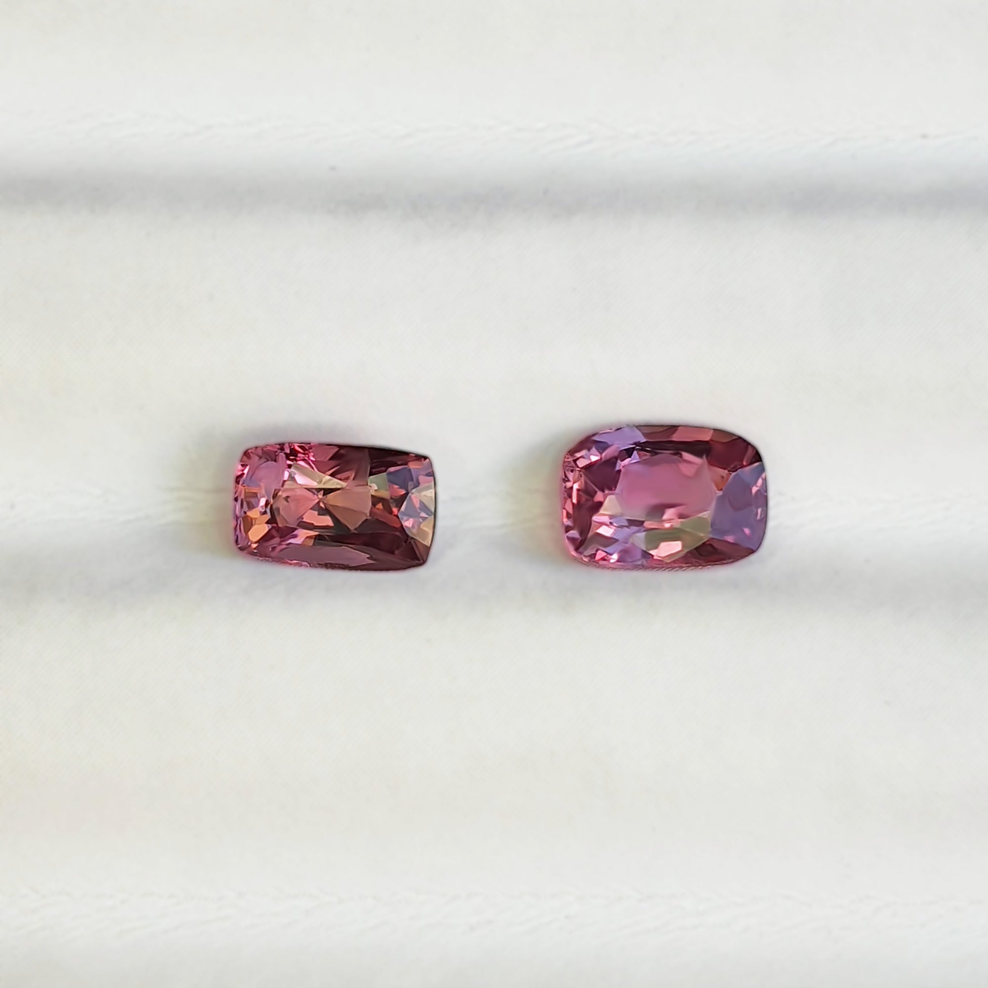 Padparadscha Sapphire Cushion 0.72CT 0.78CT G281