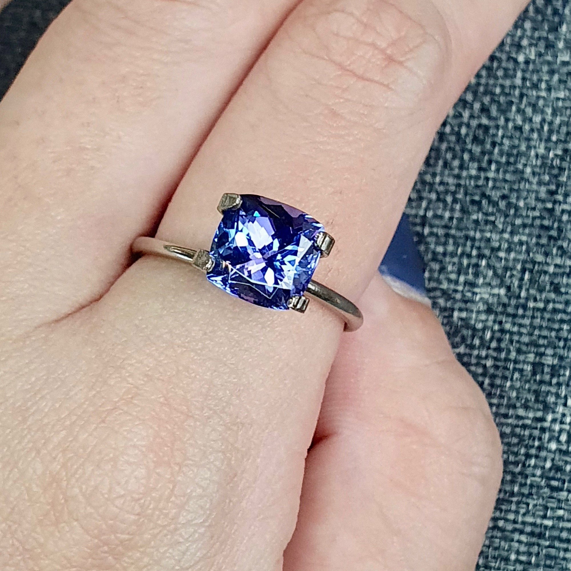 TANZANITE PRINCESS 2.25CT  M127 G294