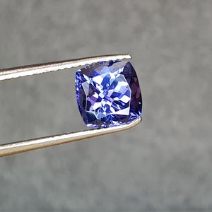 TANZANITE PRINCESS 2.25CT  M127 G294