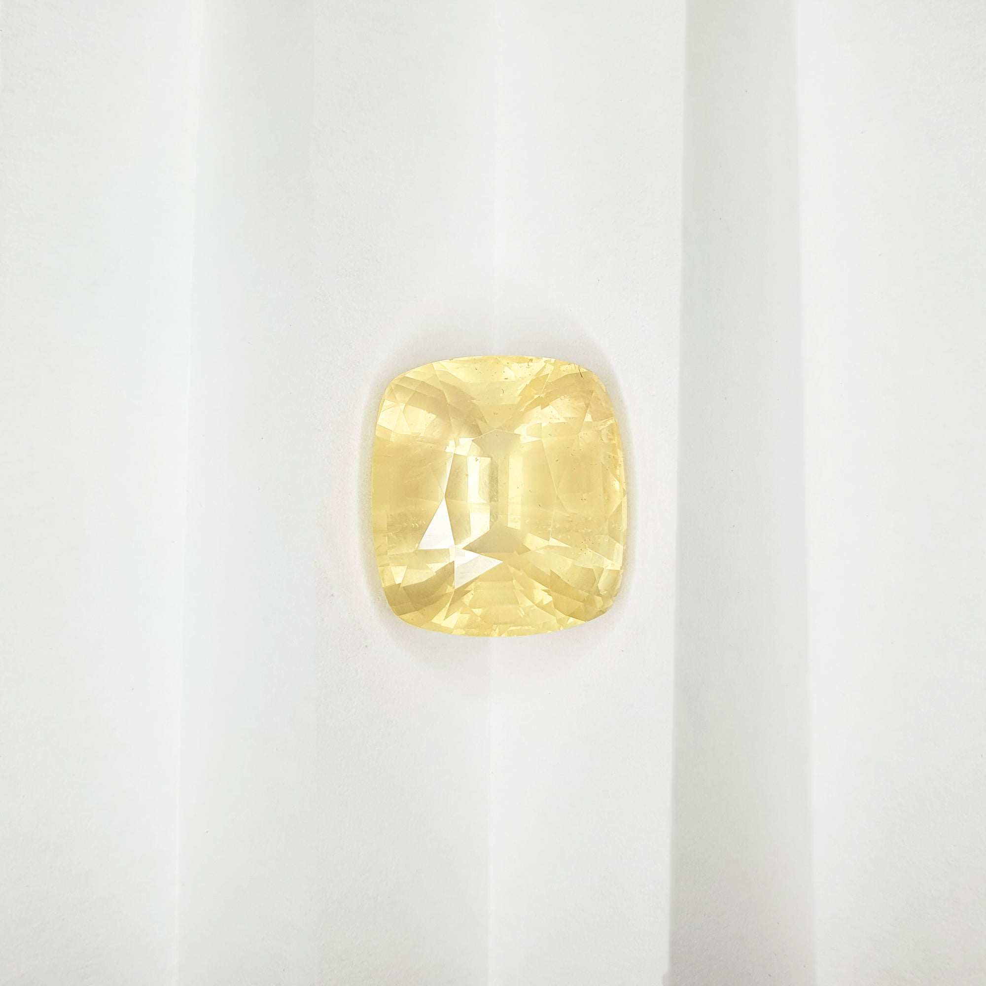 Yellow Sapphire Cushion 53.52CT G377