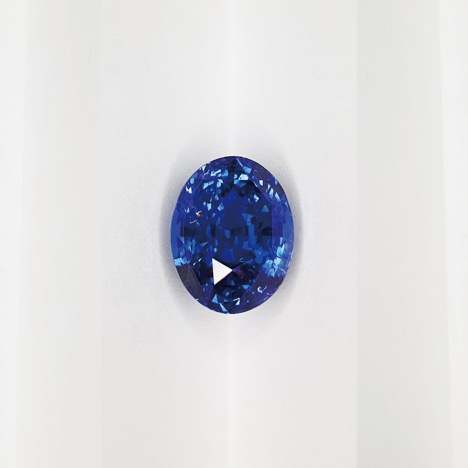 Blue Sapphire Oval 21.93CT G382