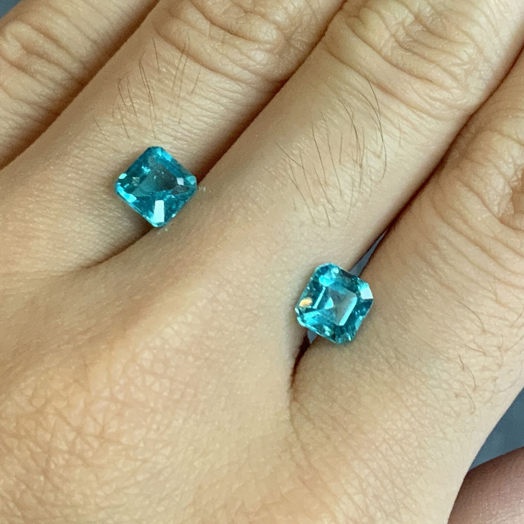 Apatite Octagonal Pair 2.2CT G301-1