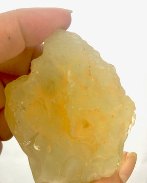 9 TLA  LIBYAN DESERT GLASS GOLD TEKTITE G585