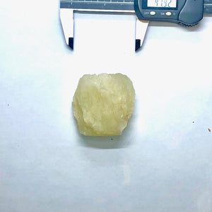 16 HENOS  LIBYAN DESERT GLASS GOLD TEKTITE G592