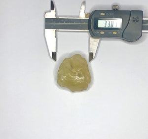 25 GENS LIBYAN DESERT GLASS GOLD TEKTITE G601