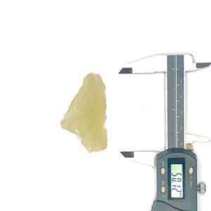 26 XIXV  LIBYAN DESERT GLASS GOLD TEKTITE G602