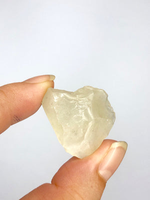 37 LIBYAN DESERT GLASS GOLD TEKTITE G613