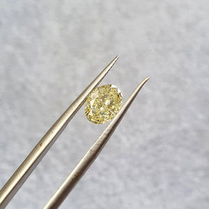 1.71CT Diamond GIA Fancy Yellow Oval M473