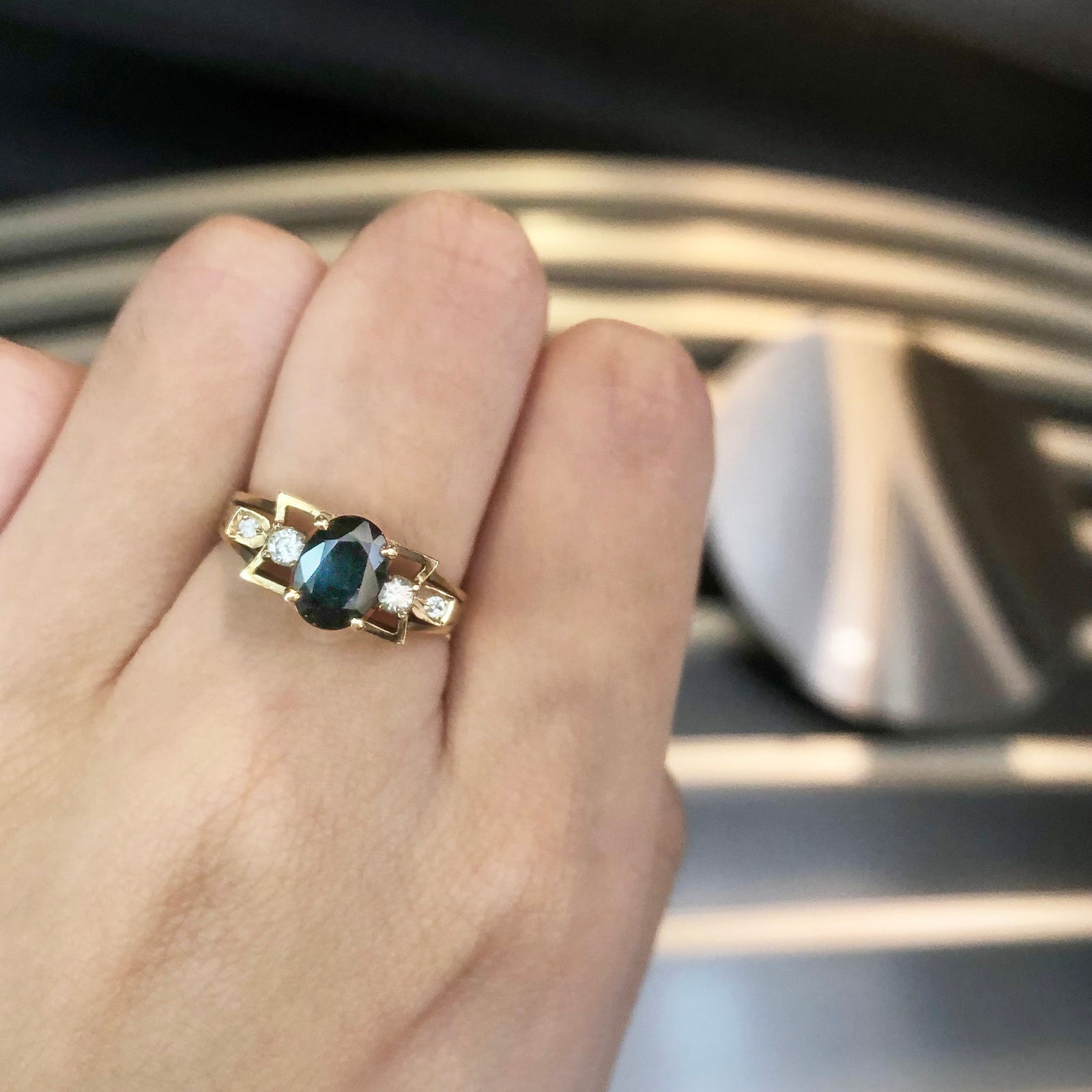 Esme Vintage Solitaire Ring - Sapphire Oval M517