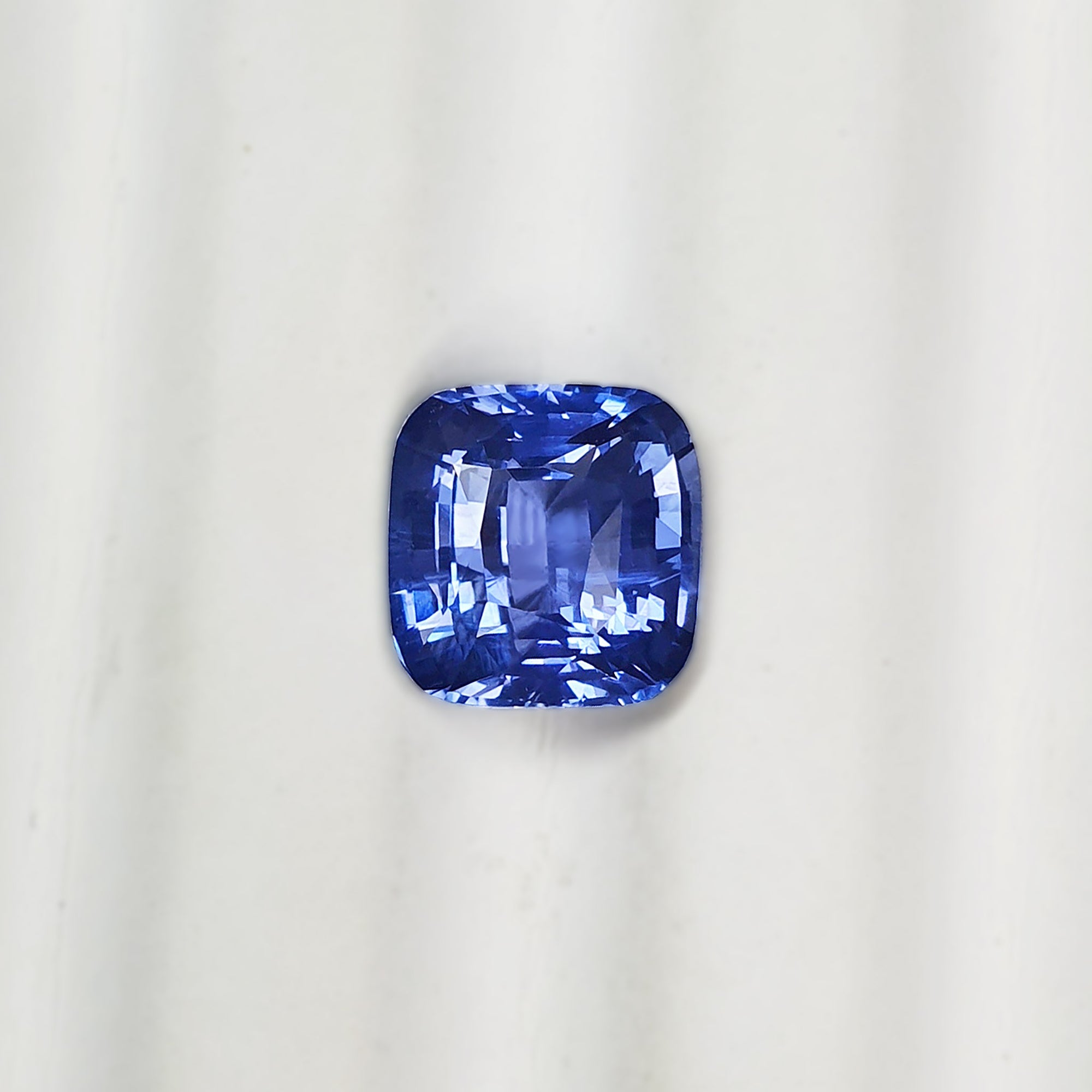 Unheated Blue Sapphire Cushion 3.07CT M540