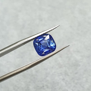 Vivid Blue Sapphire Cushion 3.27CT M550