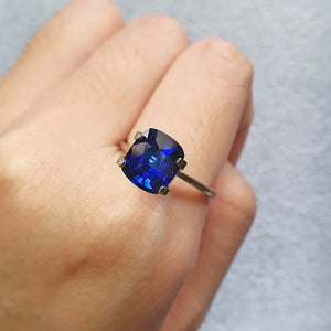 Vivid Blue Sapphire Long Cushion 3.3CT M565