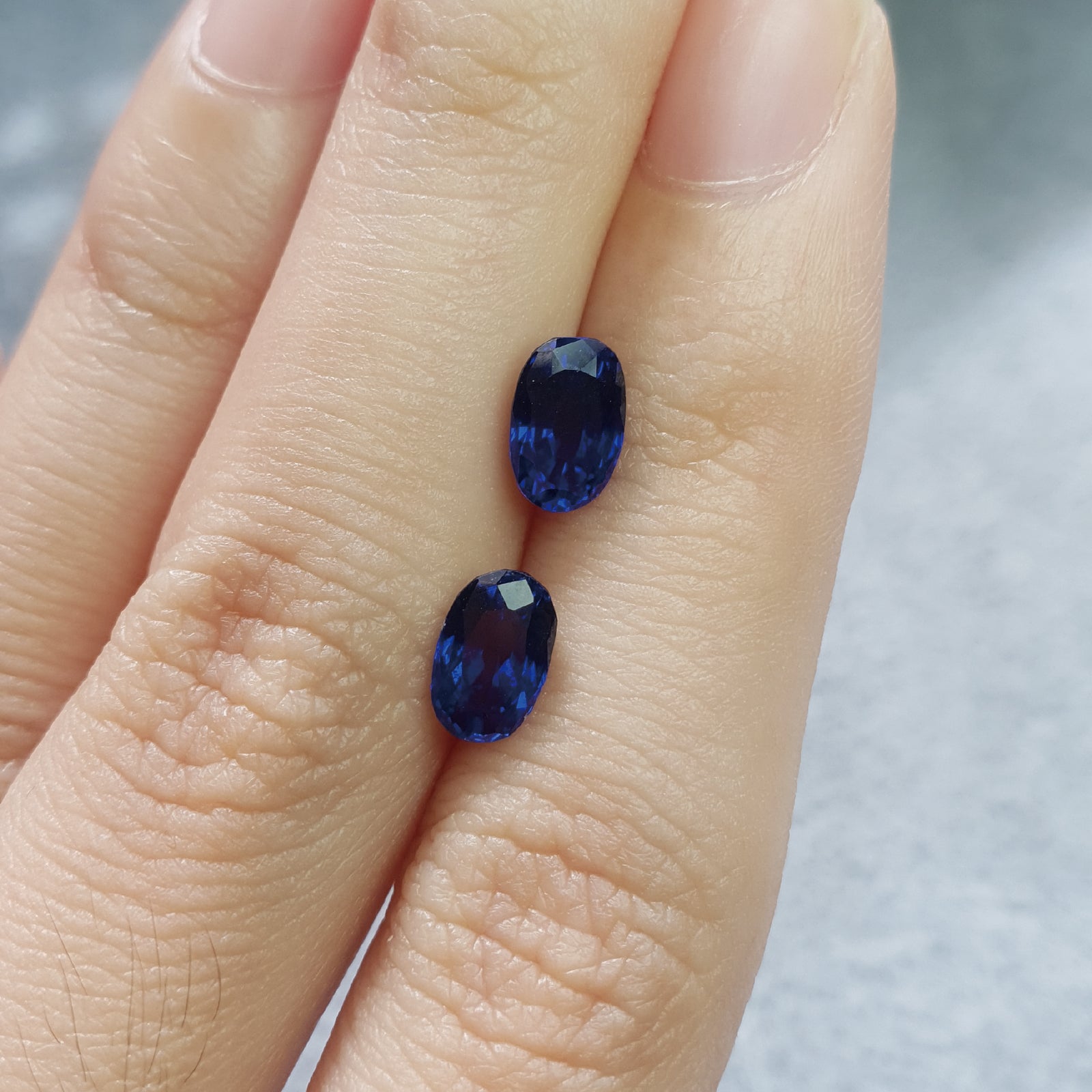 Blue Sapphire Oval Pair 2.37CT M679