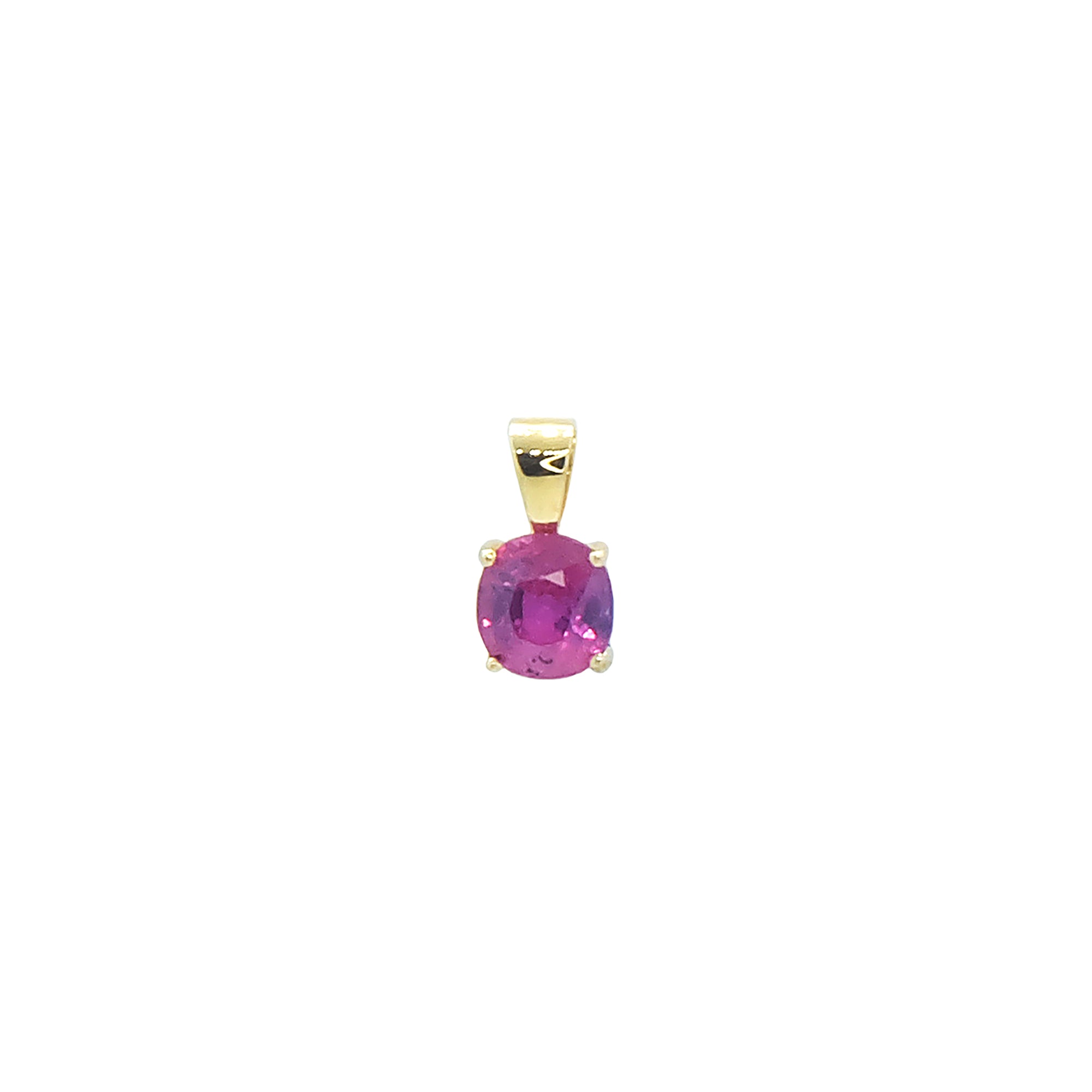 Muno Solitaire Pendant - Red Oval 2021-063