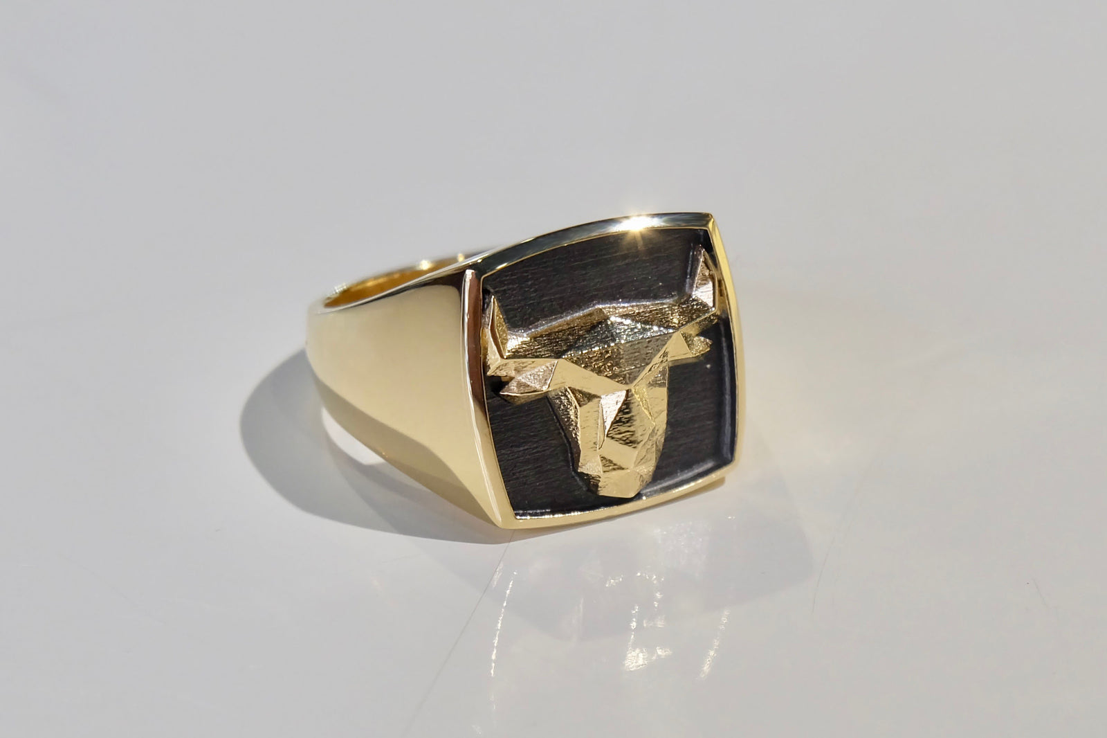BULL SIGNET RING - 2020-120 AG808