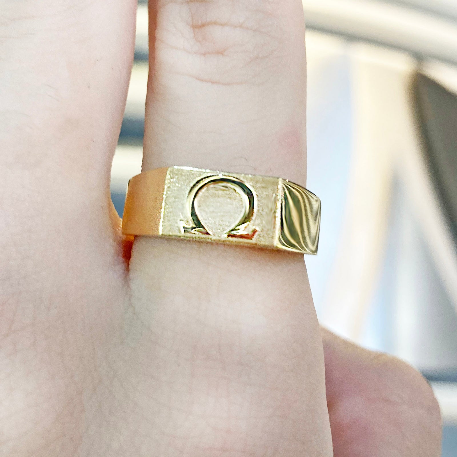 Yanom Omega Signet Ring 2021-075