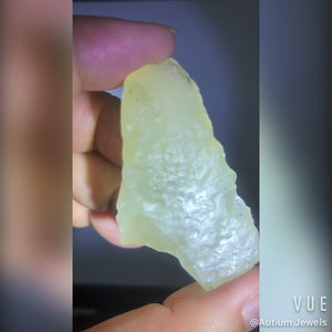 26 XIXV  LIBYAN DESERT GLASS GOLD TEKTITE G602